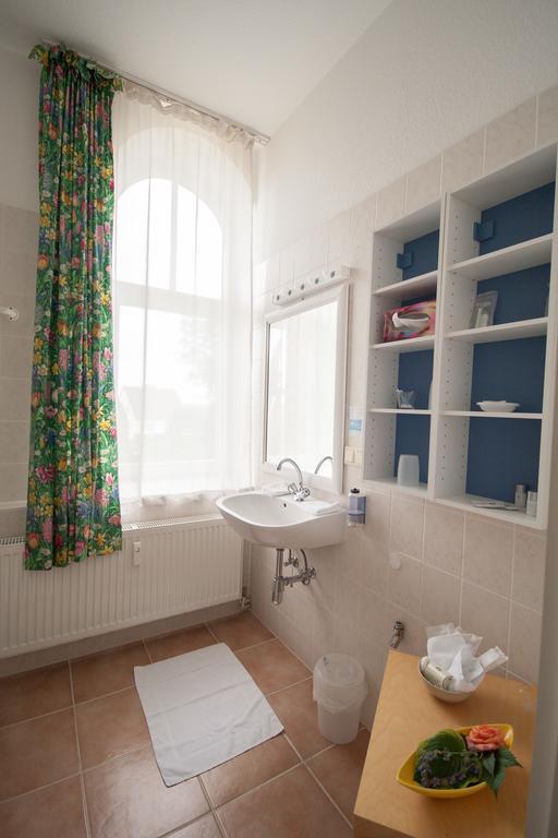 Hotel Gutshof Busch Sarstedt Habitación foto