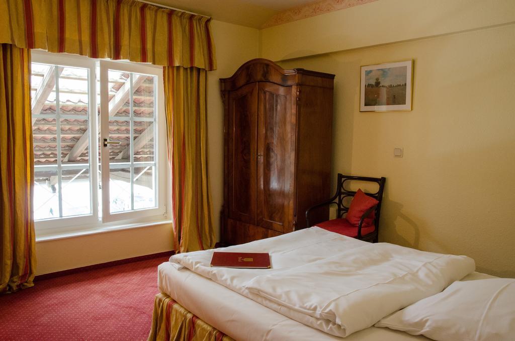 Hotel Gutshof Busch Sarstedt Habitación foto