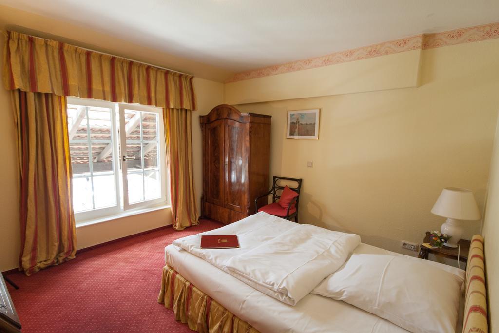 Hotel Gutshof Busch Sarstedt Habitación foto